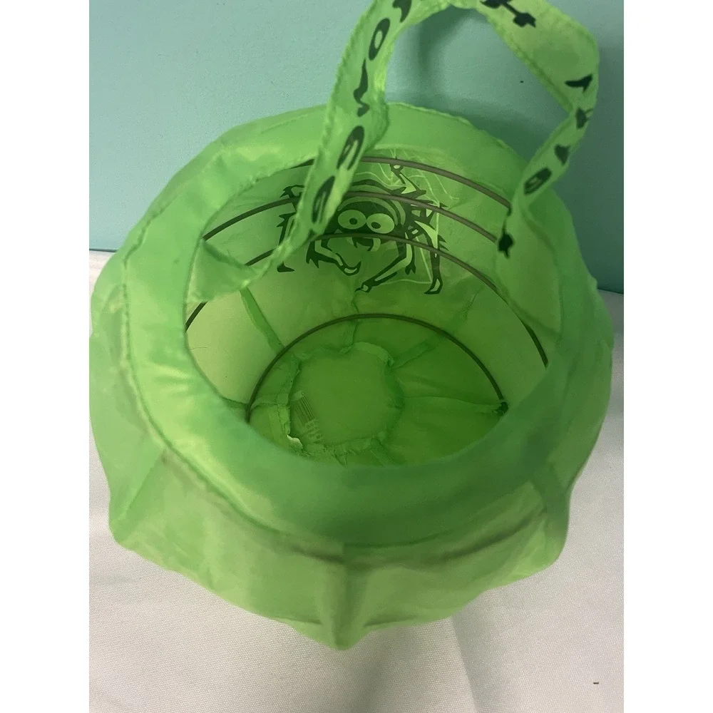 Halloween Jack O Lantern or Treat Collapsible Candy Bag - Easy‎ To Store Bun P
